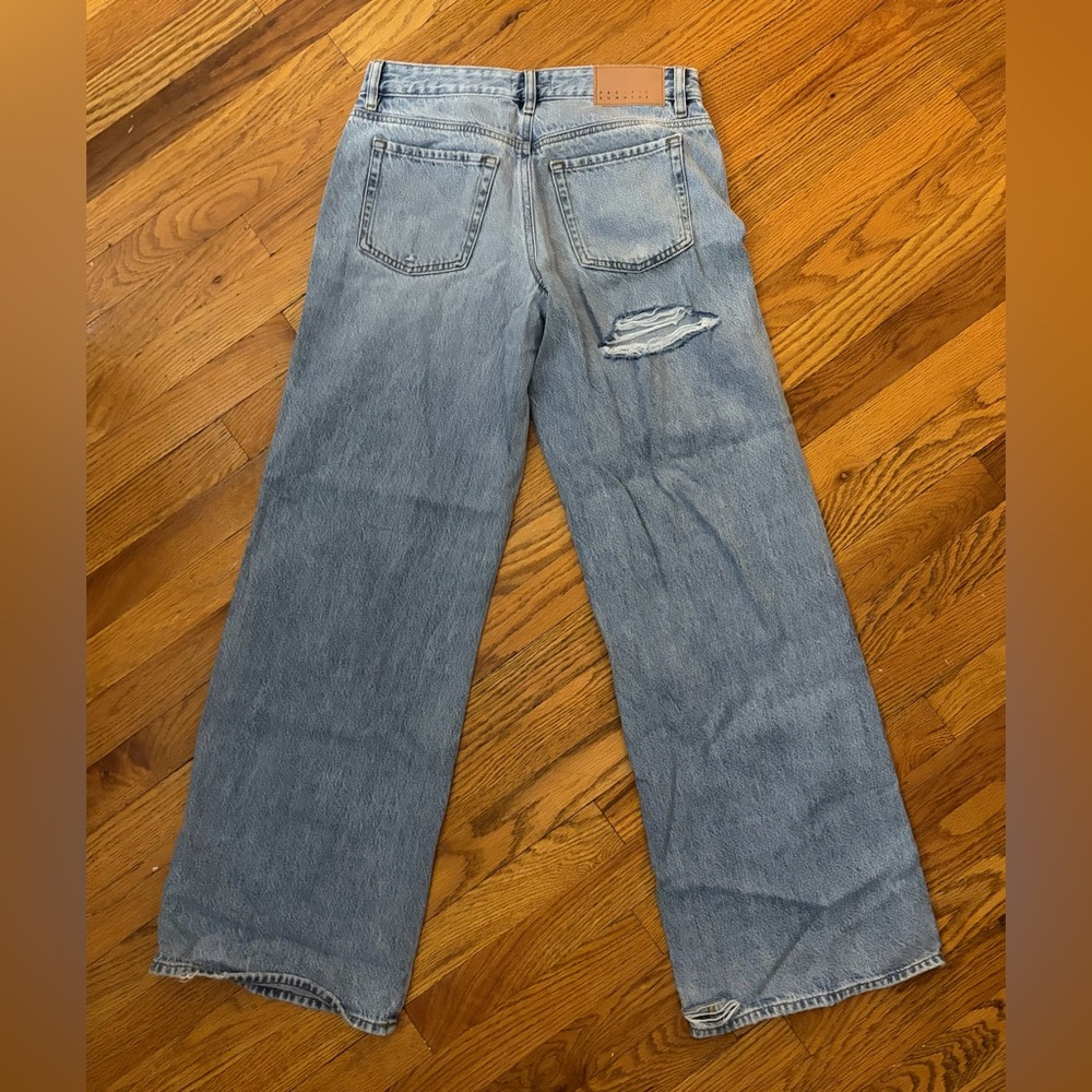 PacSun - Light Blue Wash / Wide Leg Jeans (“Casey Low Rise Baggy”) - Picture 4 of 7